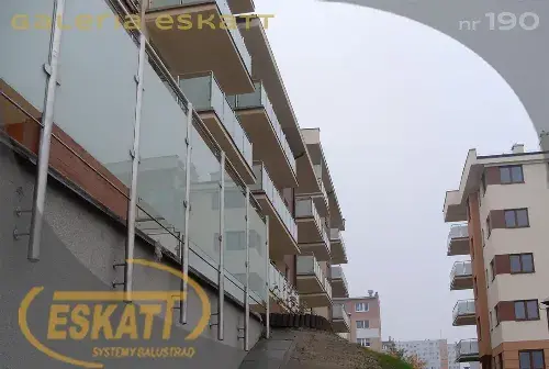 Mieszkaniowe balustrady dla dużych osiedli